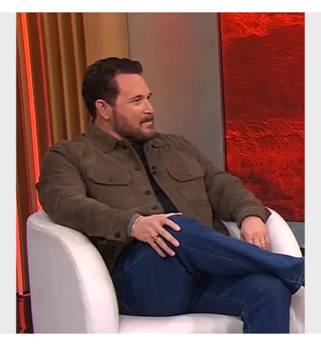Cole Hauser’s Brown Suede Look on CBS Mornings