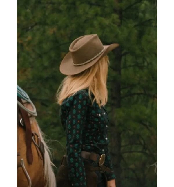 Yellowstone S05 Beth Dutton Black & Green Print Shirt - Image 3