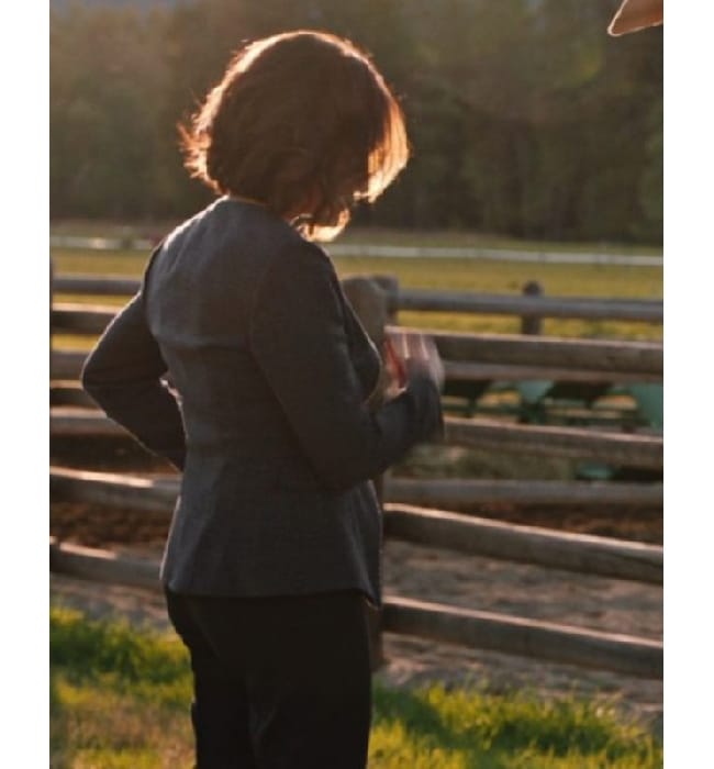 Beth Dutton Black Notch Neck Jacket Yellowstone - Image 2